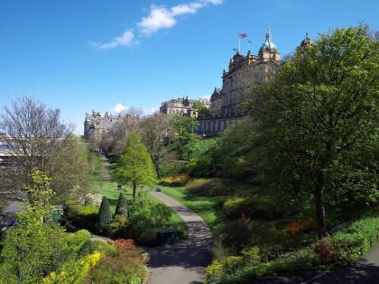 Charming 2 bedroom apartment in Gorgie - image 19