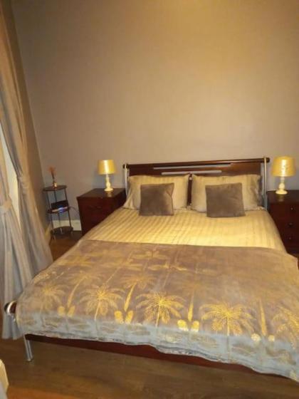 1 Bedrooms Flat in Central Edinburgh Haymarket Heart of Edinburgh Flat Sleeps 4  - image 18