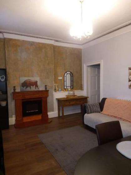 1 Bedrooms Flat in Central Edinburgh Haymarket Heart of Edinburgh Flat Sleeps 4  - image 9