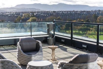 Quartermile serviced apartments - image 25