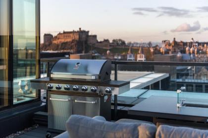 Quartermile serviced apartments - image 5