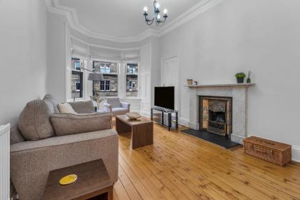 GuestReady - Serenity Flat near St James Centre - image 2