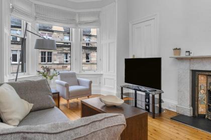 GuestReady - Serenity Flat near St James Centre - image 8