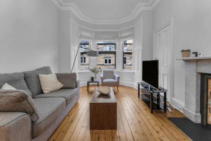 GuestReady - Serenity Flat near St James Centre - image 9