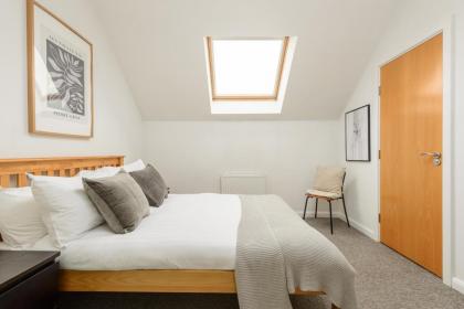 The Modern Mill Apartment - image 13