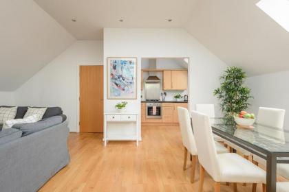The Modern Mill Apartment - image 5