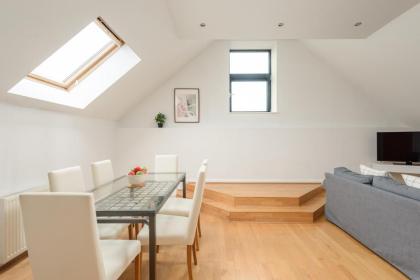 The Modern Mill Apartment - image 9