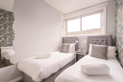 The Canongate Apartment - image 3