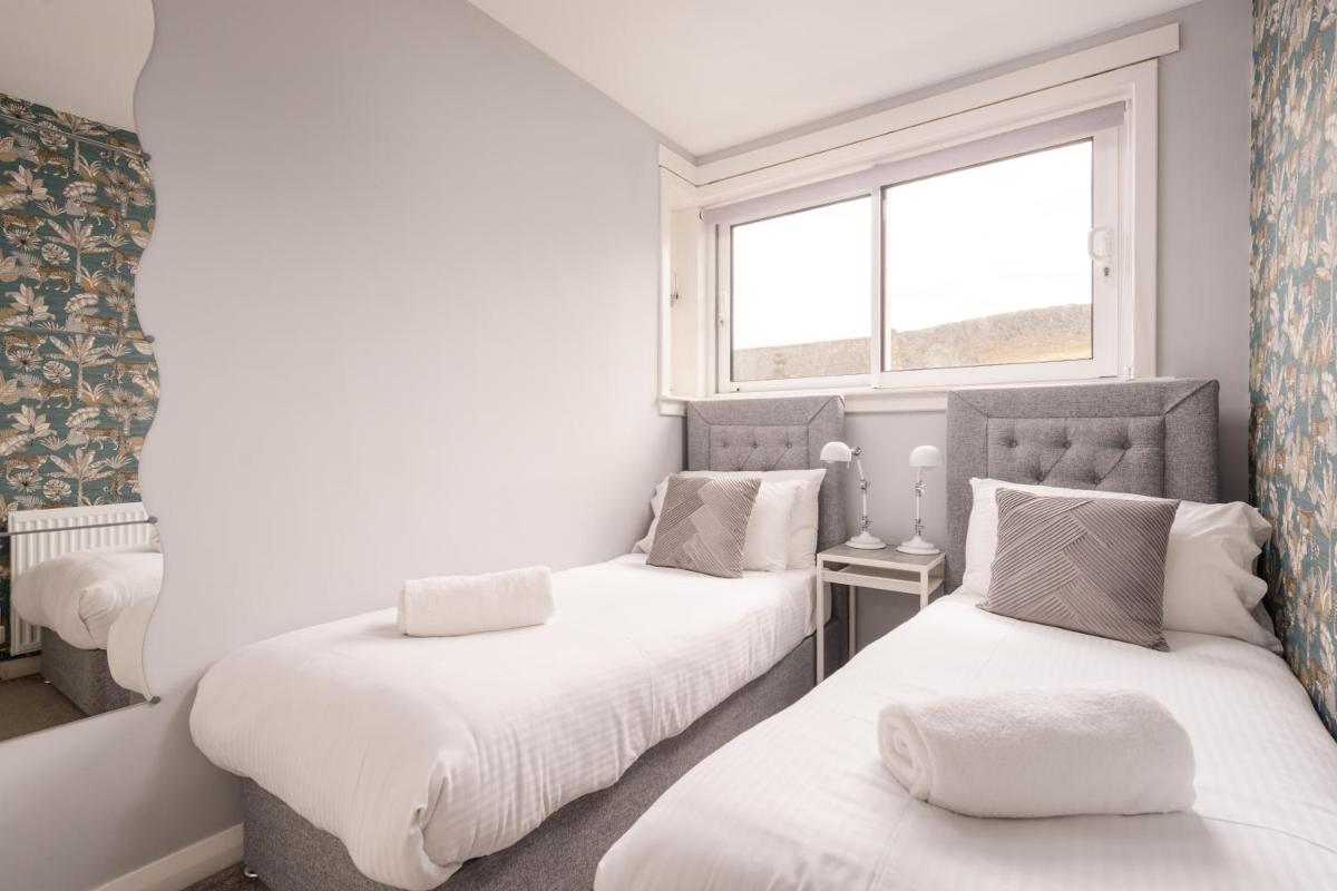 The Canongate Apartment - image 3