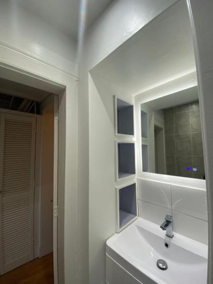 1 Bed Apartment (sleeps 4) on Leith Walk - image 14