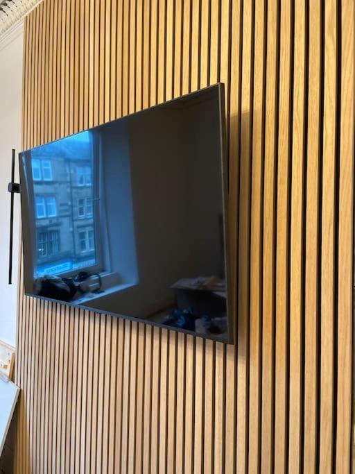 1 Bed Apartment (sleeps 4) on Leith Walk - image 2