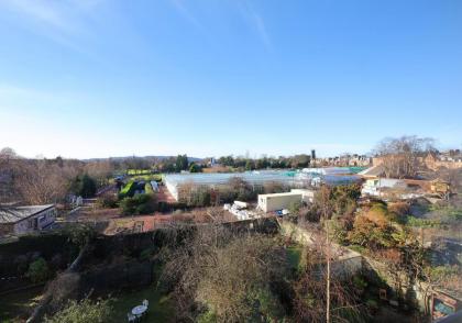 The Botanics Residence - image 17
