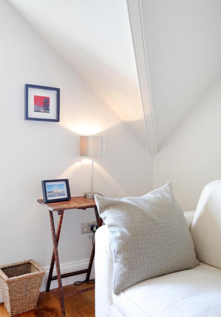The Botanics Residence - image 6