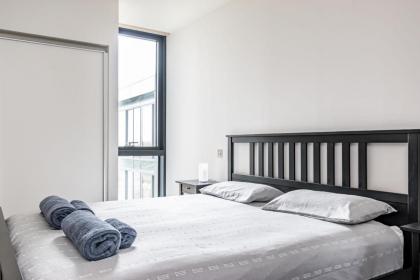 428 Beautiful Meadows apt with stunning views - image 13
