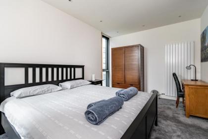 428 Beautiful Meadows apt with stunning views - image 14