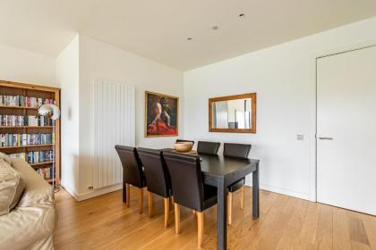 428 Beautiful Meadows apt with stunning views - image 6