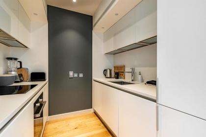 428 Beautiful Meadows apt with stunning views - image 9