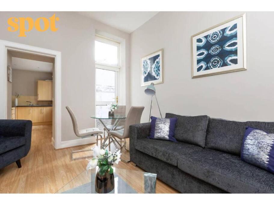 Spacious Ground Floor-2BR-2BA - image 2