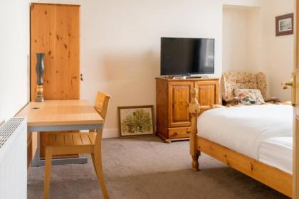 Charming and Relaxing 2BD Flat - Abbeyhill - image 10