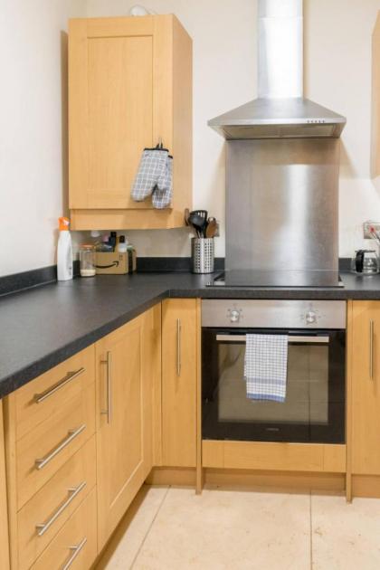 Charming and Relaxing 2BD Flat - Abbeyhill - image 7