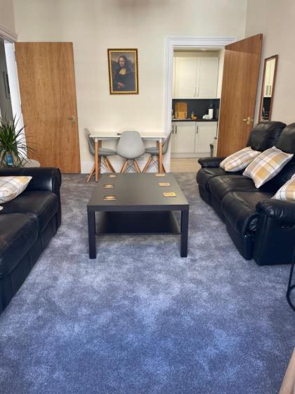 Central main door apartment spacious 2 bedrooms- NO STAIRS