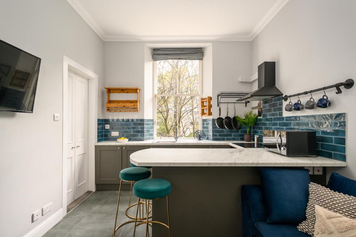 Vibrant Leith Flat - main image