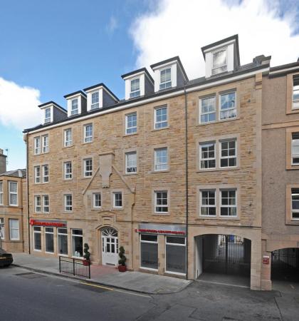 PREMIER SUITES Edinburgh Fountain Court - image 2