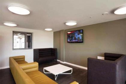 Edinburgh College Residence - image 12