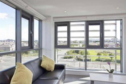 Edinburgh College Residence - image 6