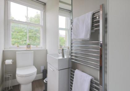 The Marchmont Residence - image 11