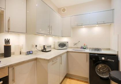 The Marchmont Residence - image 4