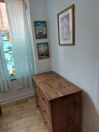 Portobello Charming Seaside 3-BR Holiday Apartment - image 12