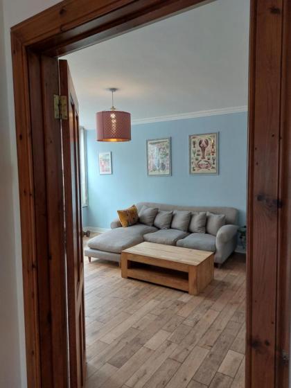Portobello Charming Seaside 3-BR Holiday Apartment - image 18