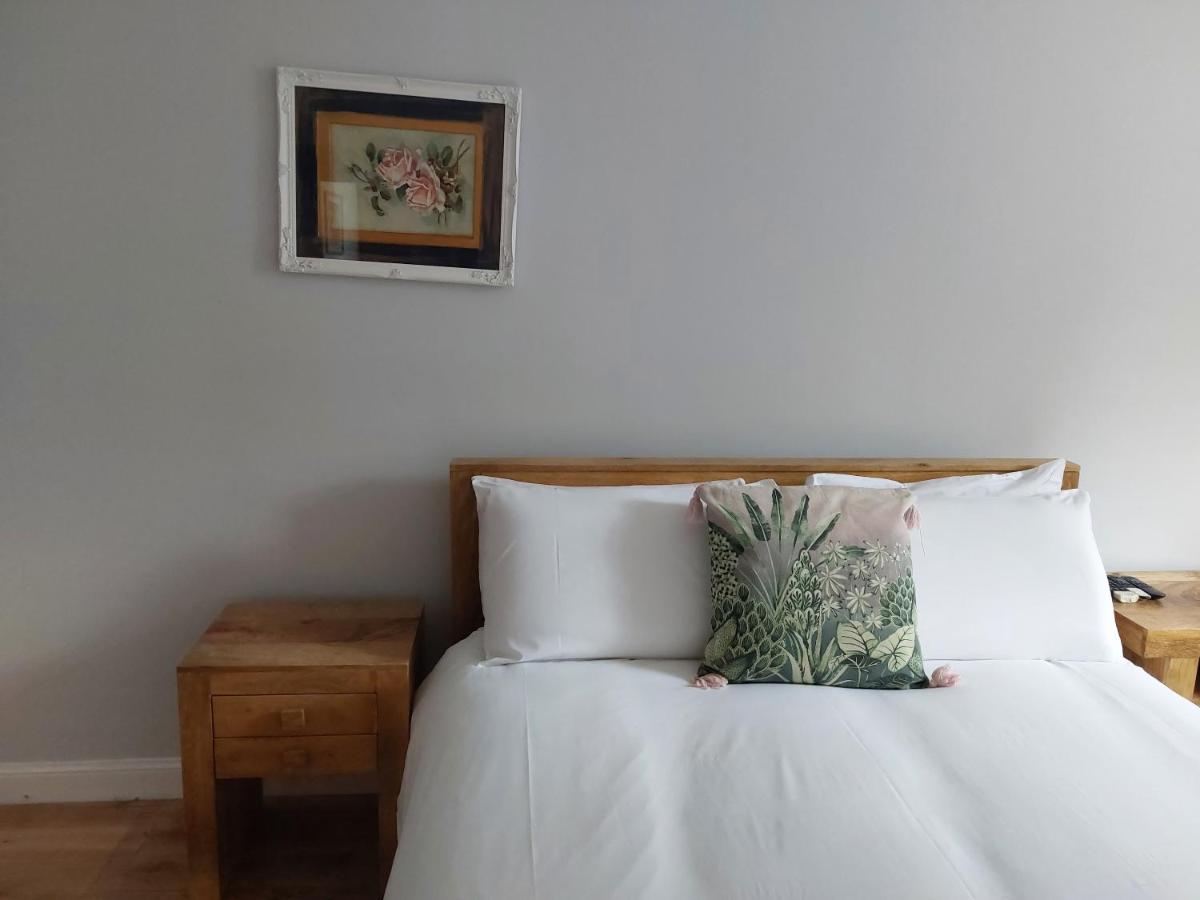 Portobello Charming Seaside 3-BR Holiday Apartment - image 3
