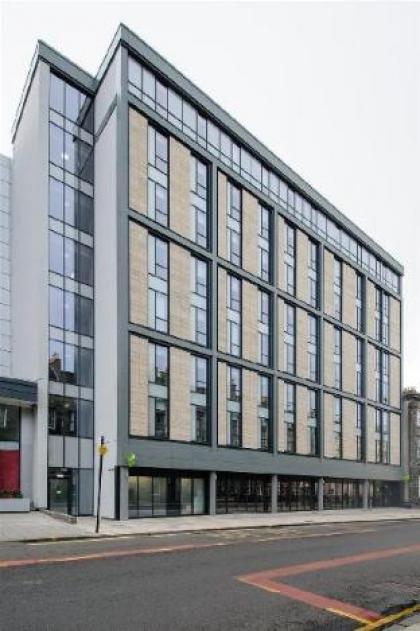 Hub by Premier Inn Edinburgh Haymarket - image 5