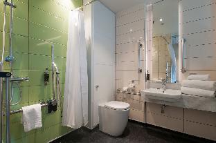 Hub by Premier Inn Edinburgh Haymarket - image 6