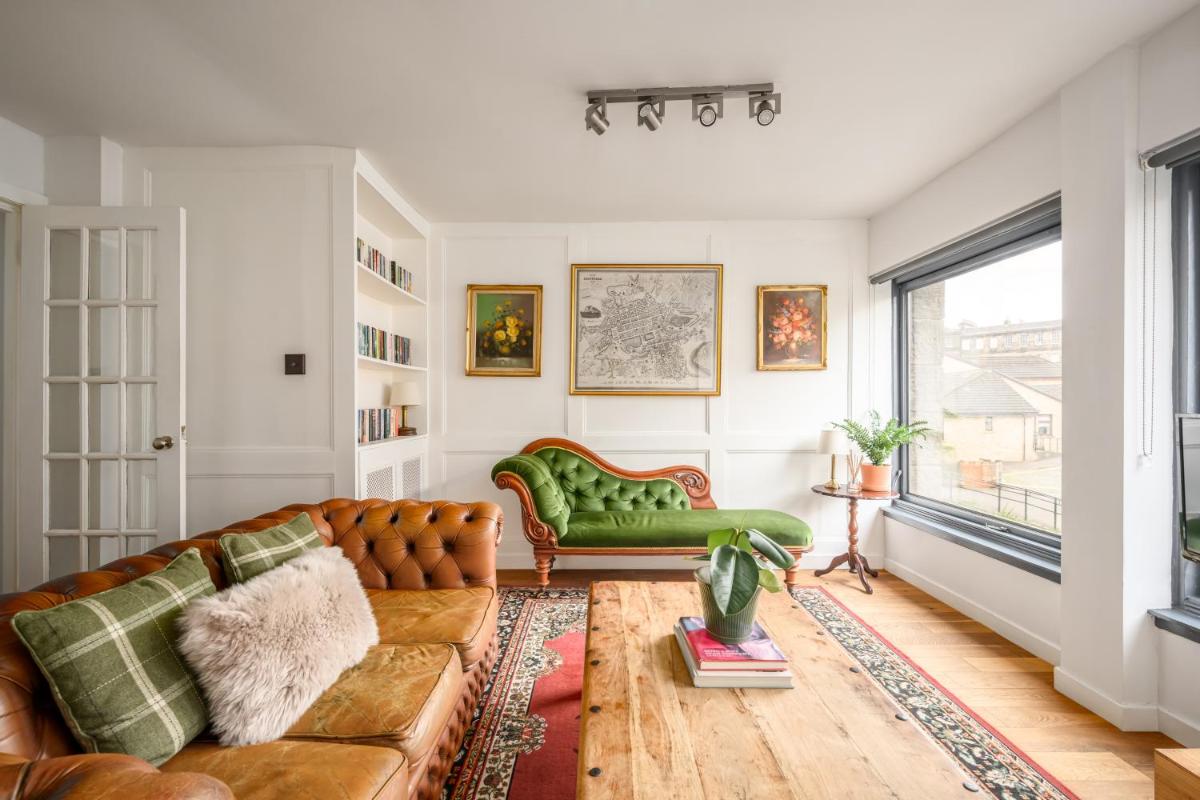The Riverside Hideaway - Stockbridge - main image