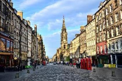 Edinburgh City Centre (Waverley)