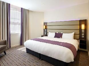 Edinburgh City Centre (Waverley) - image 7