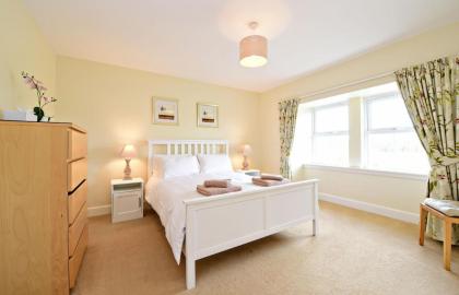 Hawthorn House - image 11