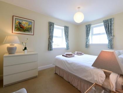Hawthorn House - image 14
