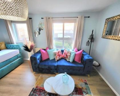 Sensational Stay Apt- Harrismith Place - image 3