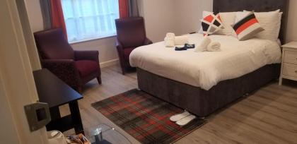 Mayfield Suites - image 16