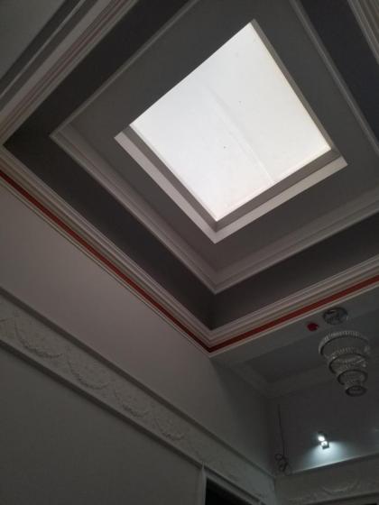 Mayfield Suites - image 3