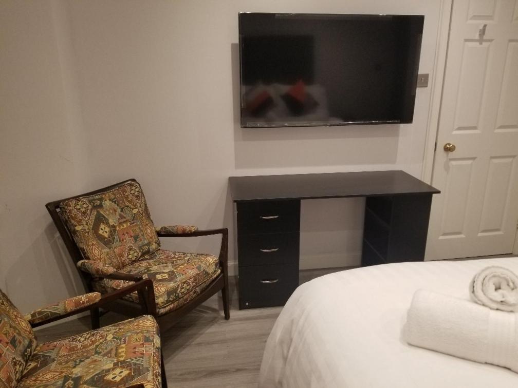Mayfield Suites - image 6