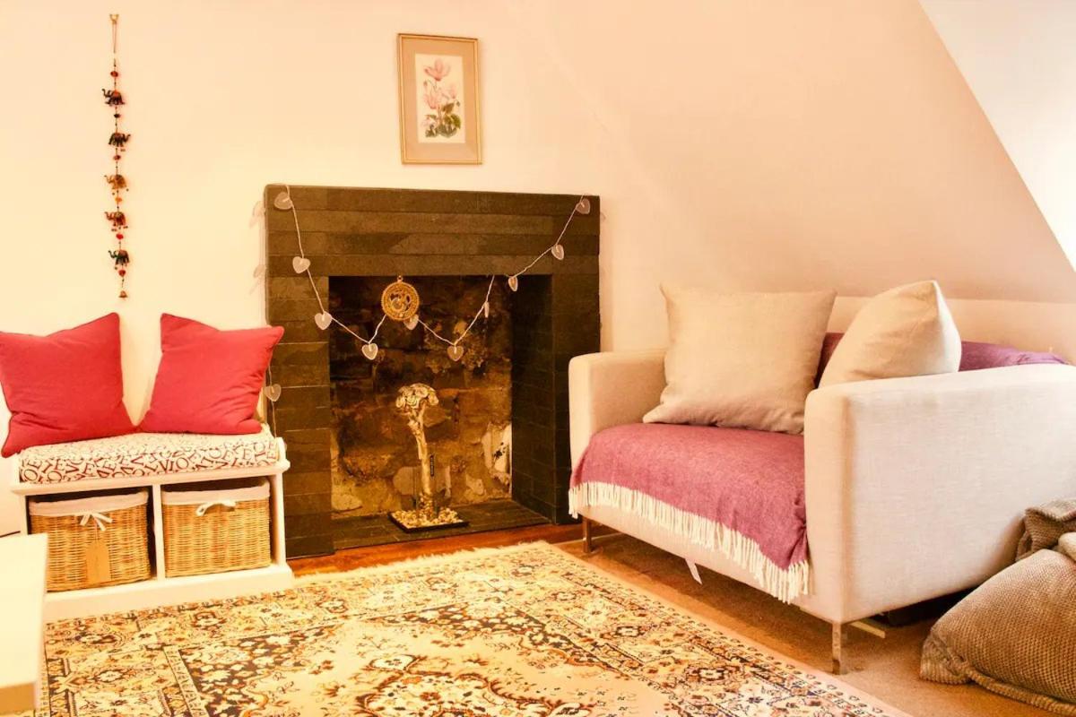 Pass the Keys Cosy Studio Apartment - main image