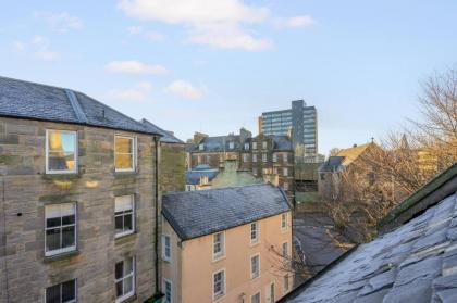 Pass the Keys Cosy Studio Apartment - image 22