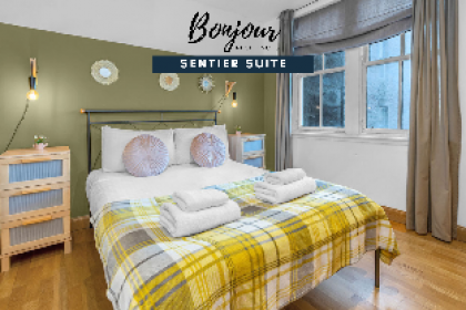 Chic 1BR-1BAHeart of Edinburgh Old Town