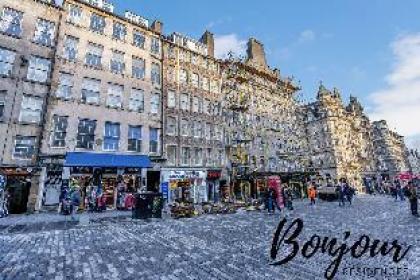 Chic 1BR-1BAHeart of Edinburgh Old Town - image 10