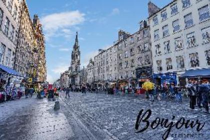 Chic 1BR-1BAHeart of Edinburgh Old Town - image 8